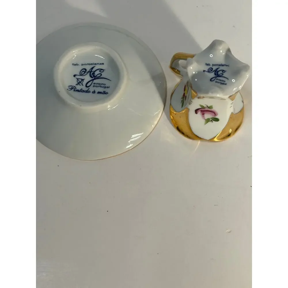 Delicate Hand Painted Footed Demitasse Gold Floral Aveiro Portugal Espresso Cup